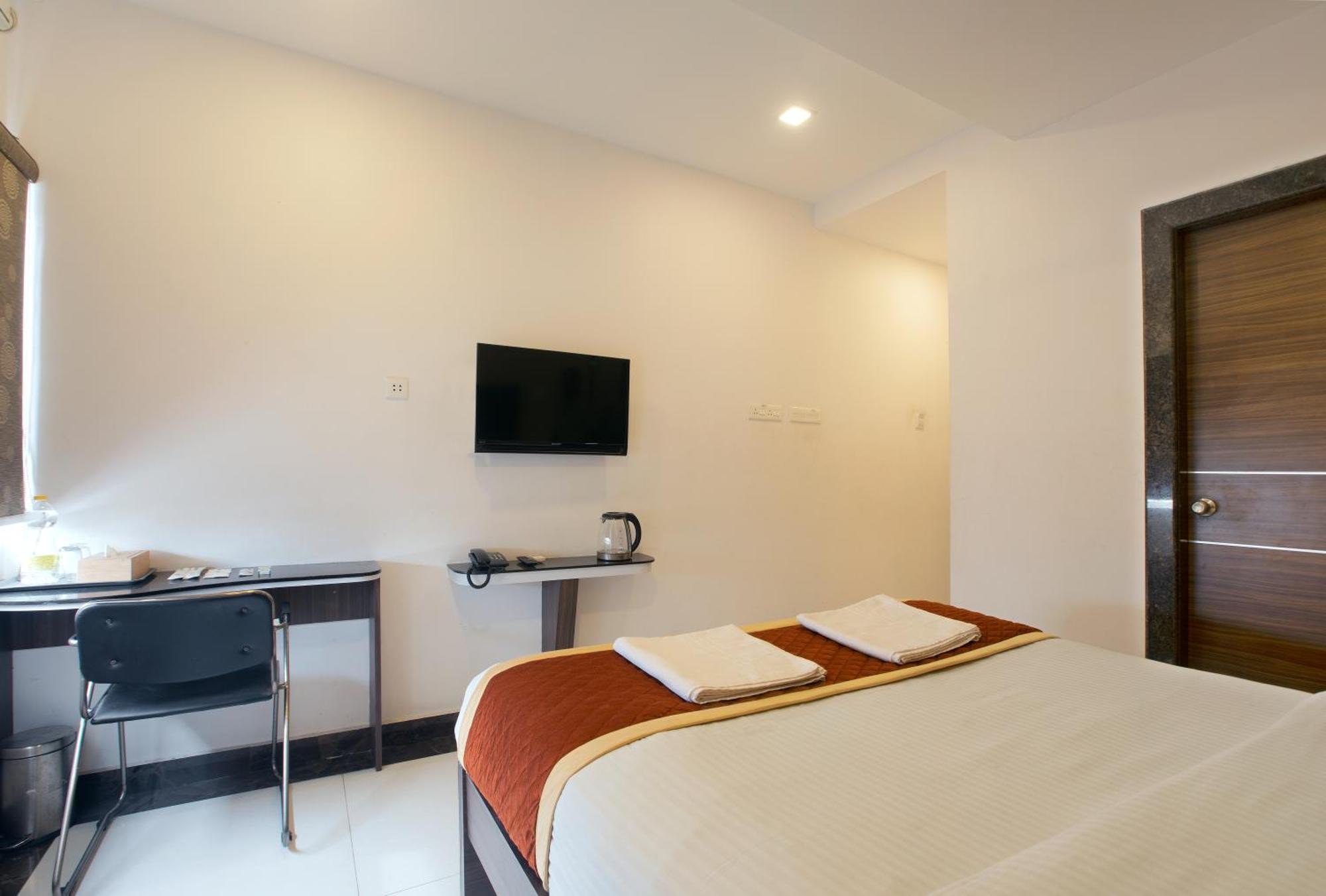 Manjhi Residency Hotel Tiruchirappalli Екстериор снимка