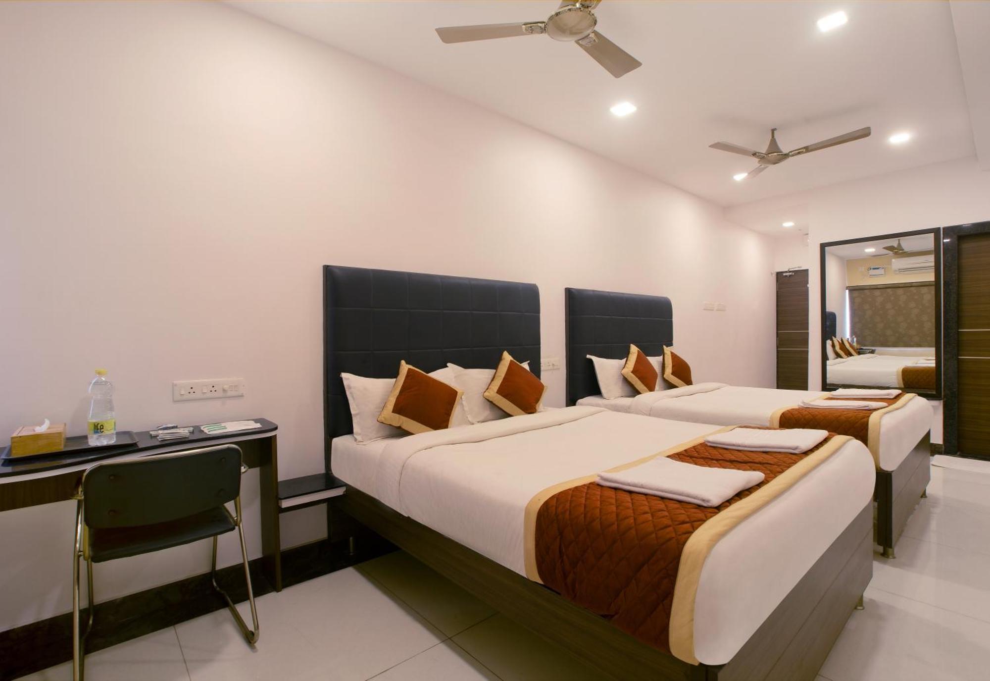 Manjhi Residency Hotel Tiruchirappalli Екстериор снимка
