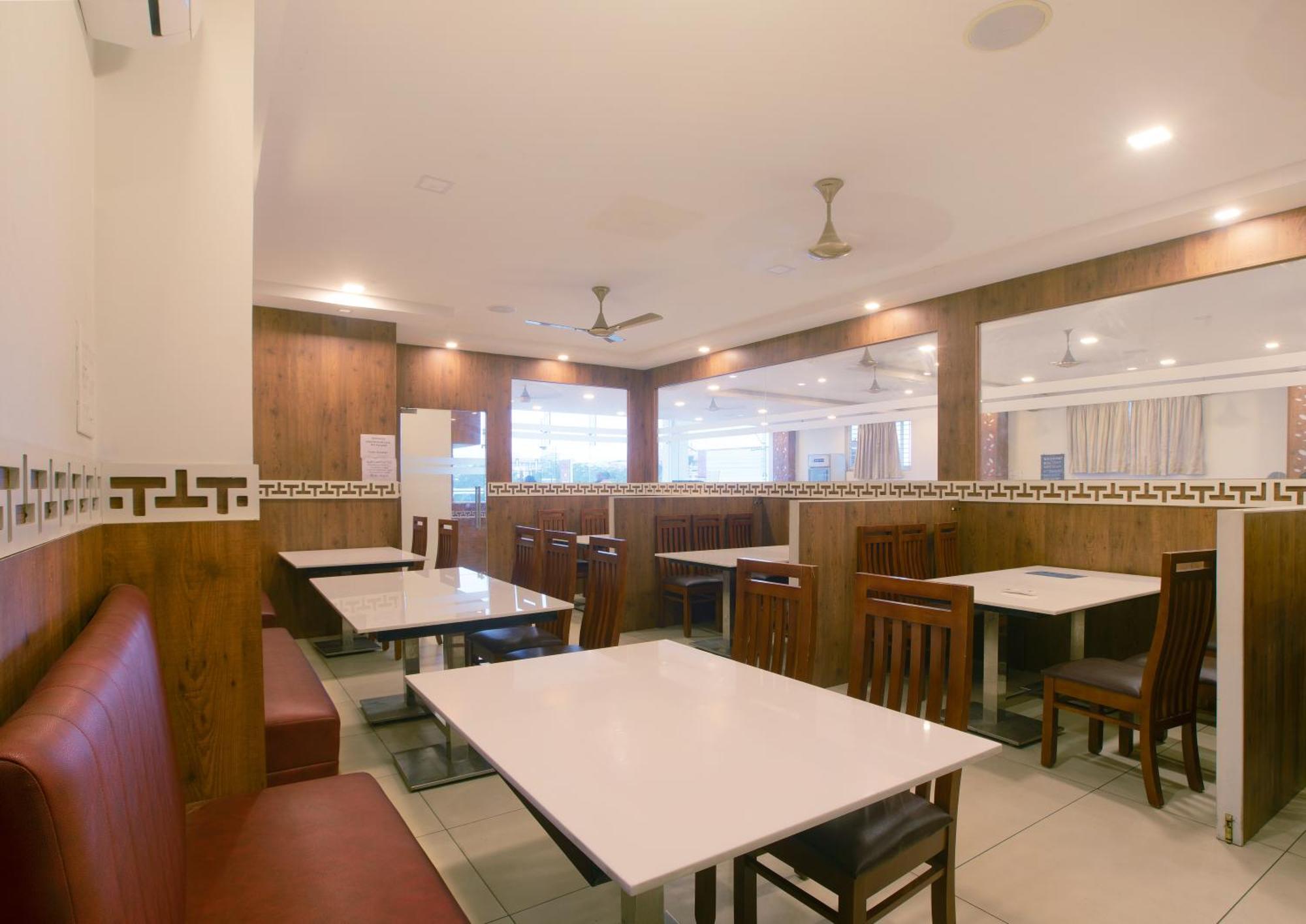 Manjhi Residency Hotel Tiruchirappalli Екстериор снимка