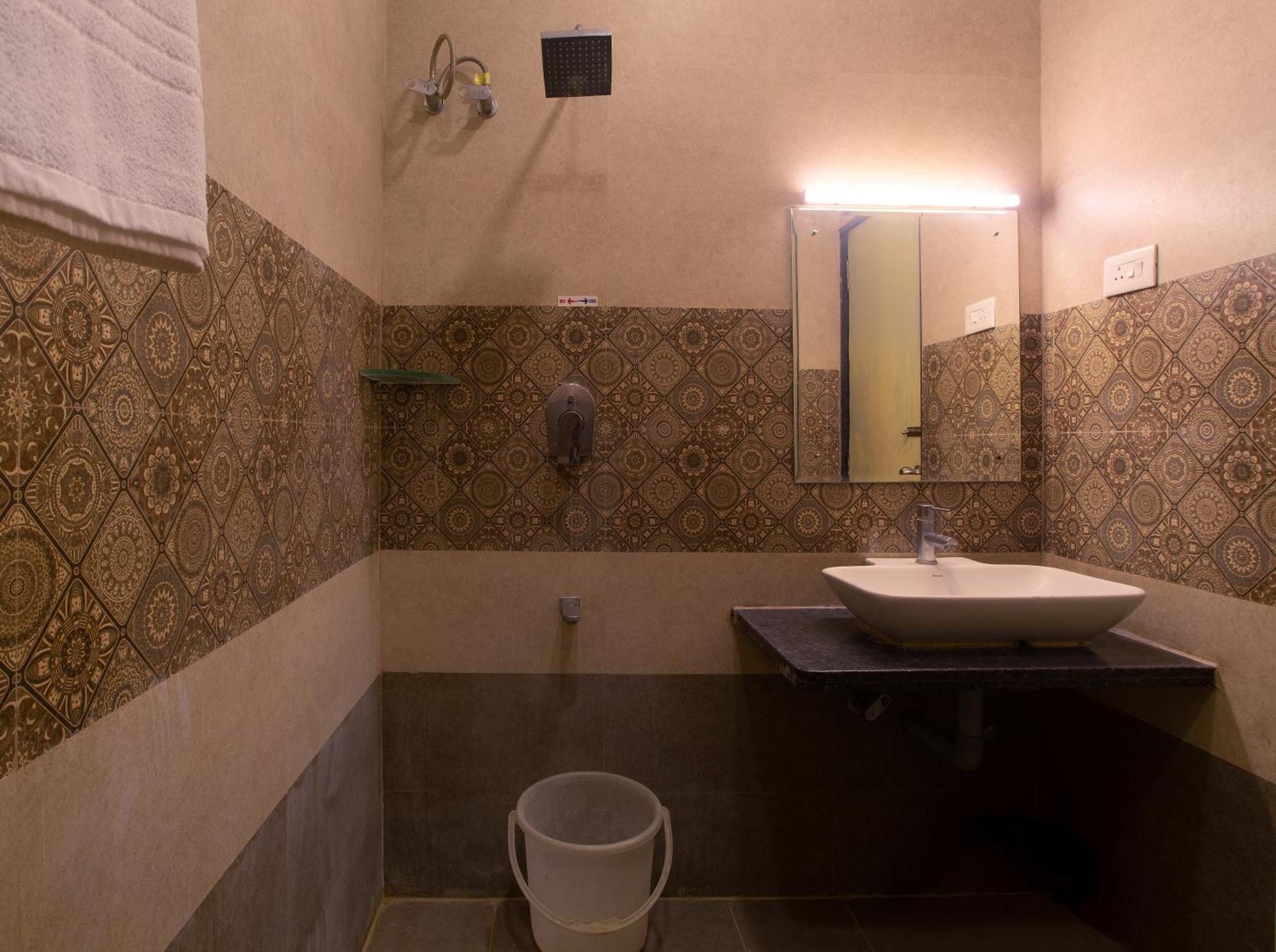 Manjhi Residency Hotel Tiruchirappalli Екстериор снимка